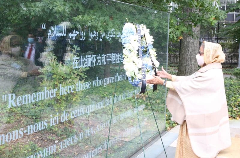 PM Sheikh Hasina unveils a bench & plants a tree at UN garden