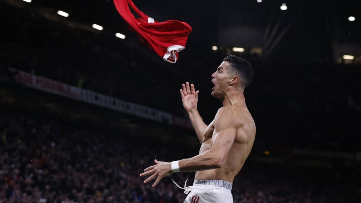 Ronaldo rescues Man United Villarreal
