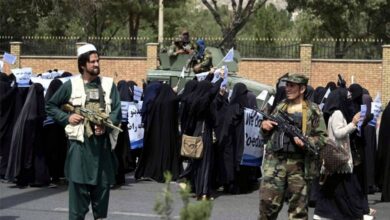 Photo of Afghan women should not work alongside men: Taliban leader
