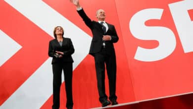 Photo of The SPD narrowly wins against Merkel’s party
