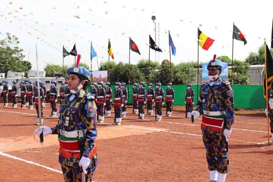 140 Bangladesh policemen received UN peacekeeping medals