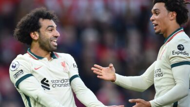 Photo of Salah hit hat trick as Liverpool thrashes Man Utd at Old Trafford
