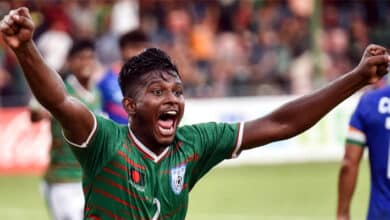 Photo of 10-man Bangladesh Stops India