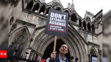 Photo of US challenges Assange extradition block in UK court