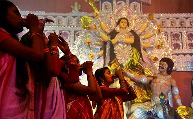 Mahanabami of Durga Puja today, farewell tune in the mandap