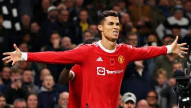 Photo of Ronaldo leads Manchester United from the front in win over Tottenham