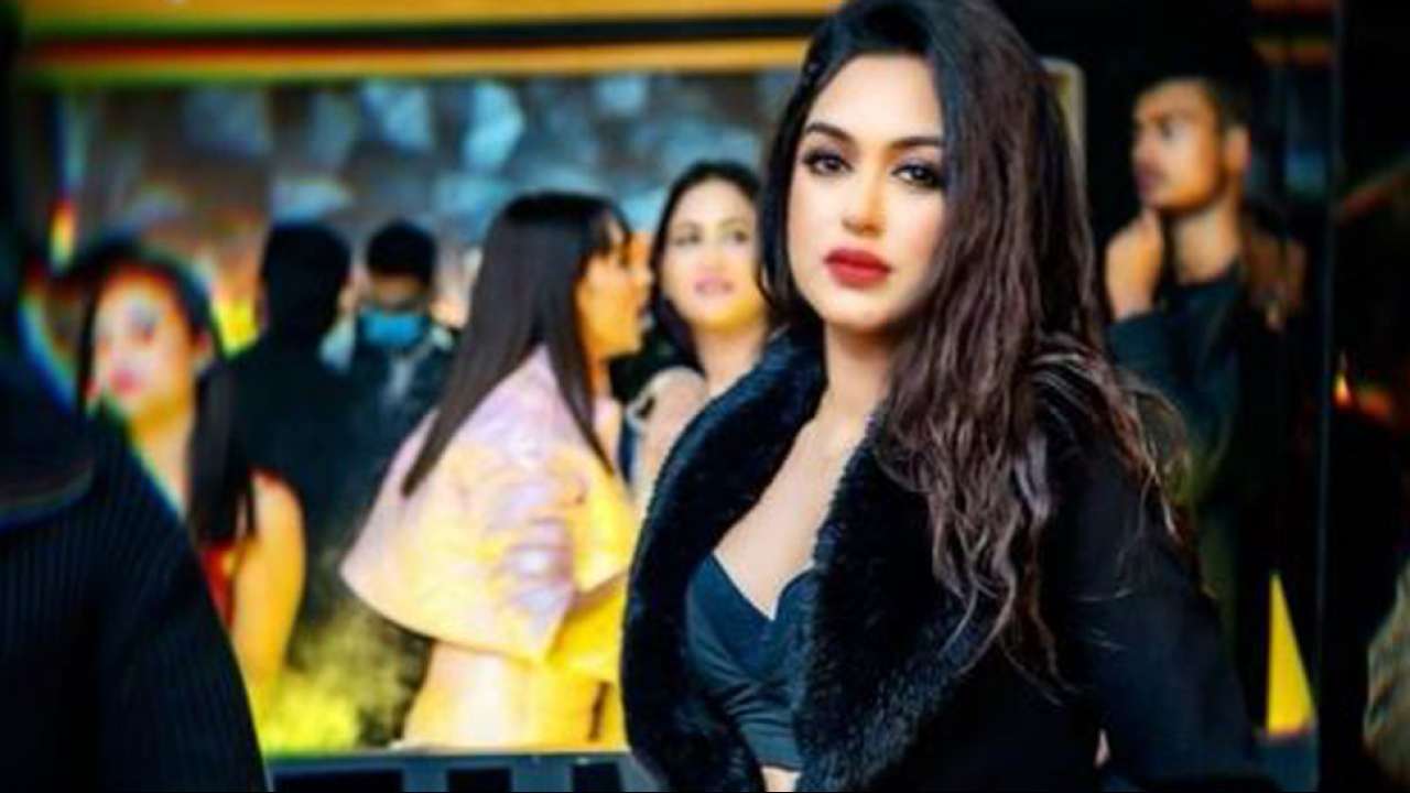 Who is Munmun Dhamecha, arrested with Shah Rukh Khan's son Aryan Khan