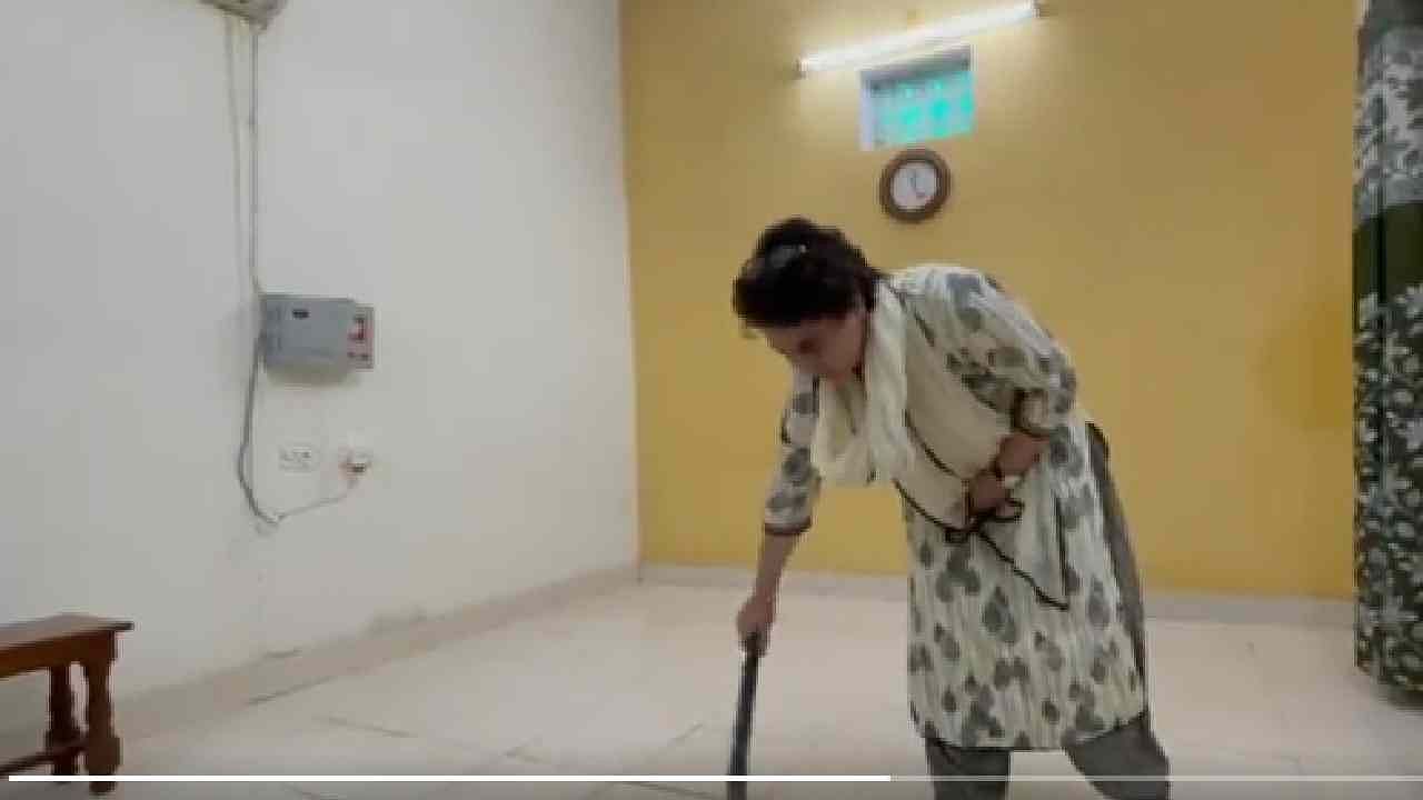 Priyanka Gandhi with a broom in hand again
