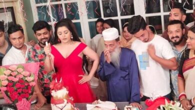 Photo of Porimoni celebrated her birthday in a splendid arrangement in red and white