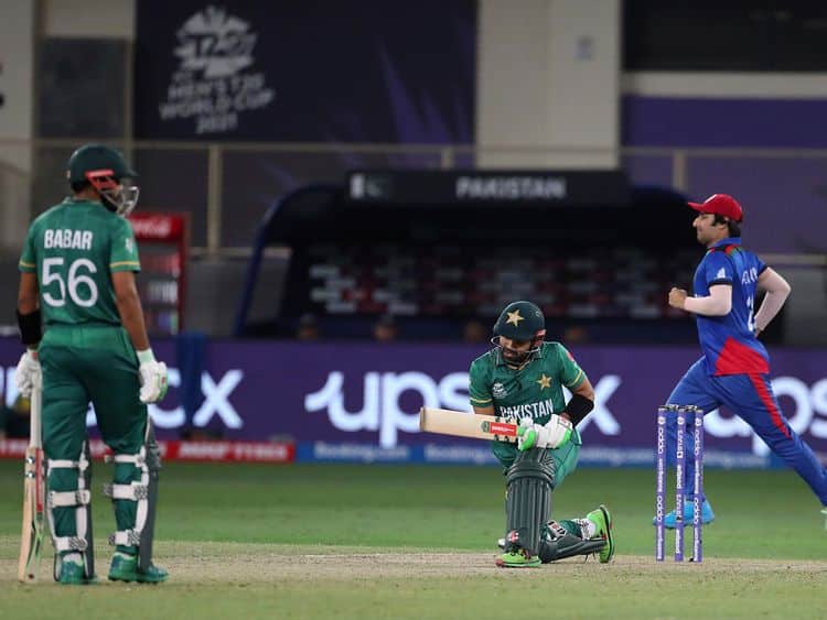 Pakistan beat Afghanistan by 5 wickets in T20 World Cup 2021