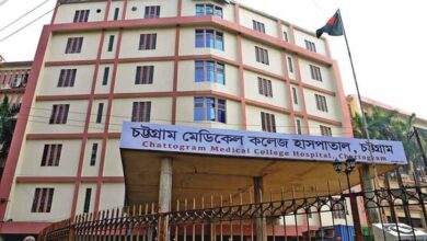 Photo of Chittagong Medical College  closed indefinitely following BCL clash