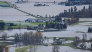 Trudeau tours flood-ravaged western Canada