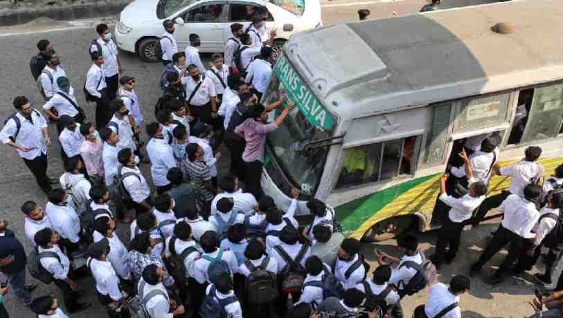 Govt cuts BRTC bus fares to half for students