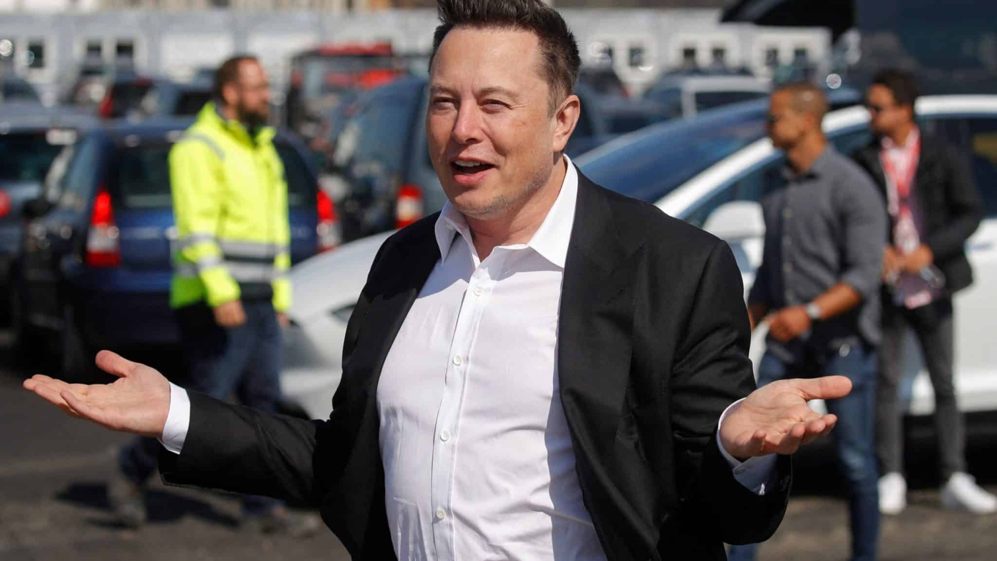 Elon Musk offers to sell Tesla stock 'right now' if the UN can prove where the money is going