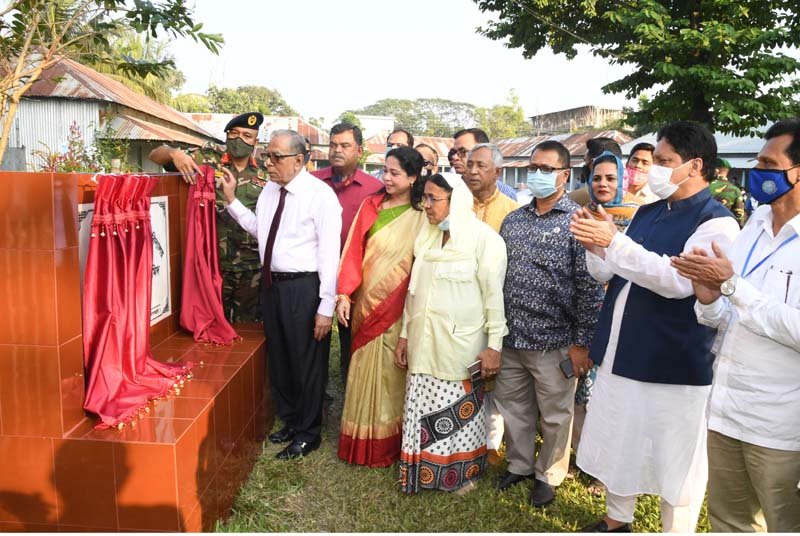 President inaugurates school buildings at Mithamain