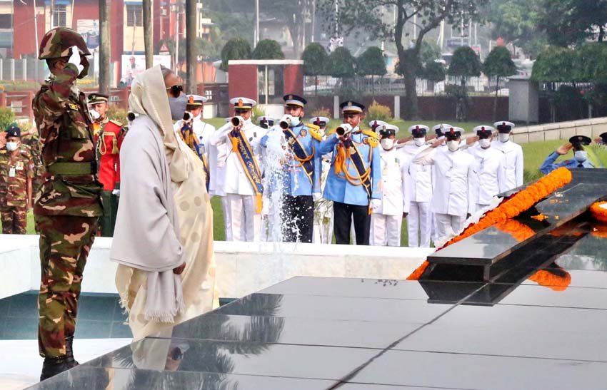 PM pays tributes to armed forces martyrs