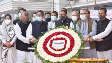 Photo of AL pays respect to Shaheed Dr Milon
