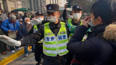 Photo of Viral pneumonia causes chaos in Wuhan