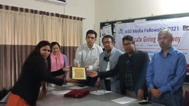 Photo of Senior Reporter of ‘News Now Bangla’ Farhana Nila Wins ASD Media Fellowship Award 2021 in  Online Category