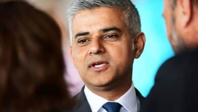 Photo of London cancels New Year event over virus surge