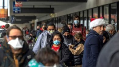Photo of 2,300 flights cancelled as Omicron hits holiday travel