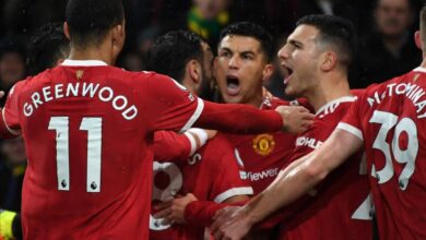 Photo of Manchester United reopen training ground after Covid outbreak