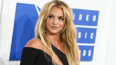 Photo of Britney Spears sings and criticizes her family on social media, saying, “I needed to be my own cheerleader.”