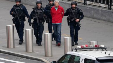 Photo of Armed man outside United Nations headquarters arrested after standoff