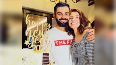 Photo of Inside Anushka Sharma, Virat Kohli’s New Year celebrations with Rahul Dravid