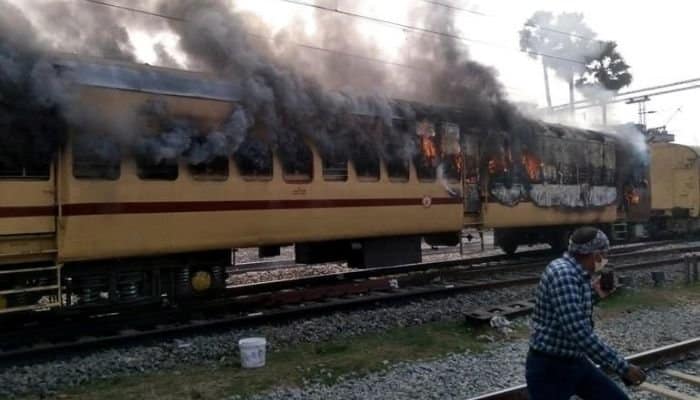 Indian job seekers burn train, cars following alleged recruitment failures