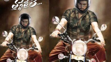 Photo of Hyderabad traffic police uses Allu Arjun’s ‘Pushpa’ poster to urge bikers to wear helmets