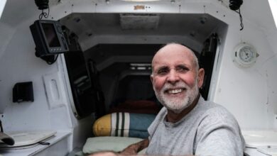 Photo of French lone Atlantic rower drops off map