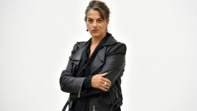 Photo of Artist Emin demands Downing St remove artwork