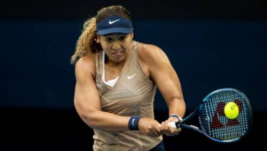 Photo of Osaka in cruise control to reach Melbourne quarters