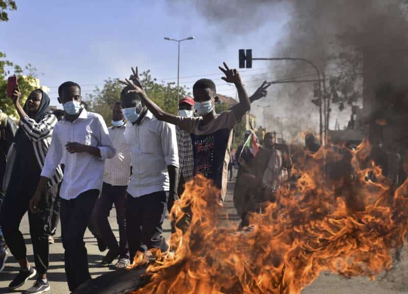 Tear gas fired at Sudan protests as thousands rally against military