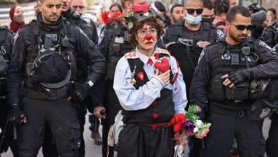 Photo of Israeli police scatter Palestinian protesters in Jerusalem