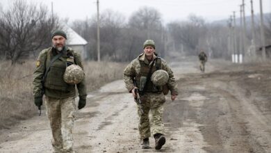 Photo of Kyiv mobilises reserves as Moscow doubles down on demands