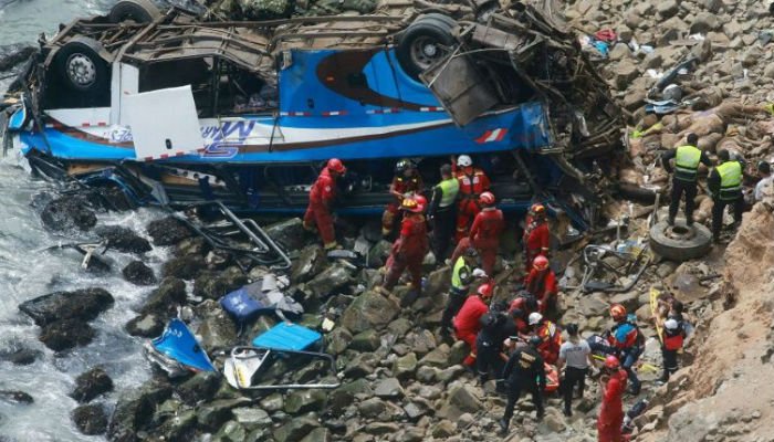 At least 20 dead, 30 injured in Peru bus crash