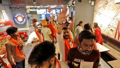 Photo of Hindu hardliners protest against companies supporting Kashmir in Narendra Modi’s home state