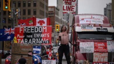 Photo of Police issue ultimatum to protesters to leave Canada capital