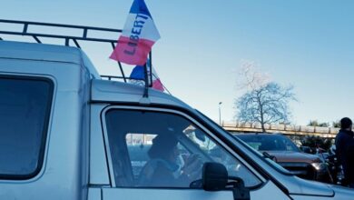 Photo of Paris braces for Canada-style ‘Freedom Convoys’