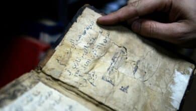 Photo of In Iraq’s Mosul, library rises from ashes of IS reign