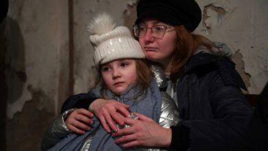 Photo of ‘Immediately! Now!’: Terrified rush into Kyiv basements