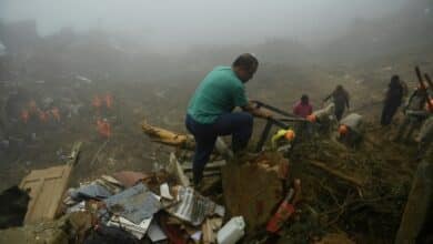 Photo of Rescuers retrieve more bodies days after Brazil storm