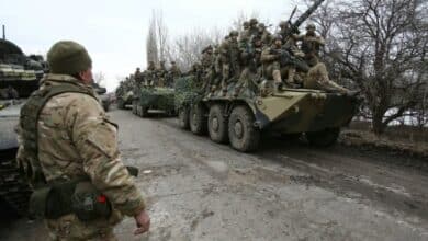 Photo of Invading Russian forces press deep into Ukraine on second day of invasion