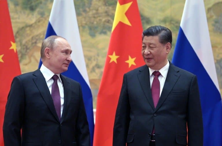 China moves closer to Russia, but wary on Ukraine