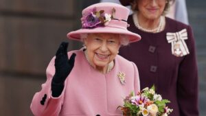 Queen Elizabeth II set to be 1st British monarch to celebrate 70 years of reign