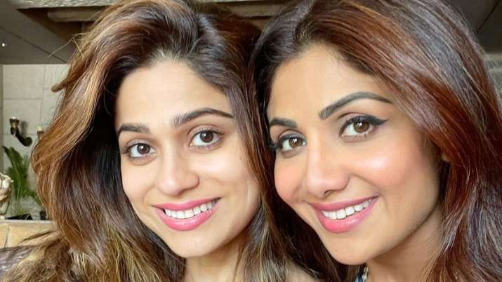 Summons issued against Shilpa Shetty, Shamita Shetty and their mother Sunanda in alleged fraud case