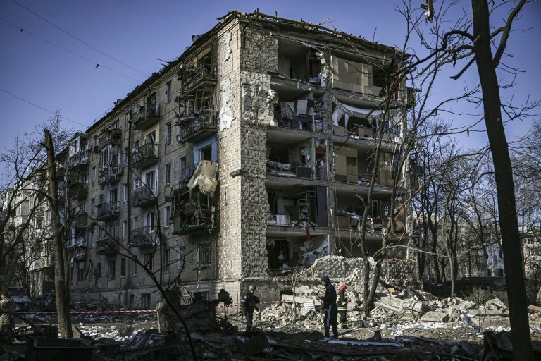 Russia accused of bombing school sheltering hundreds in Ukraine