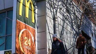 Photo of No more cola, burgers: Western food, beverage suppliers suspend work in Russia